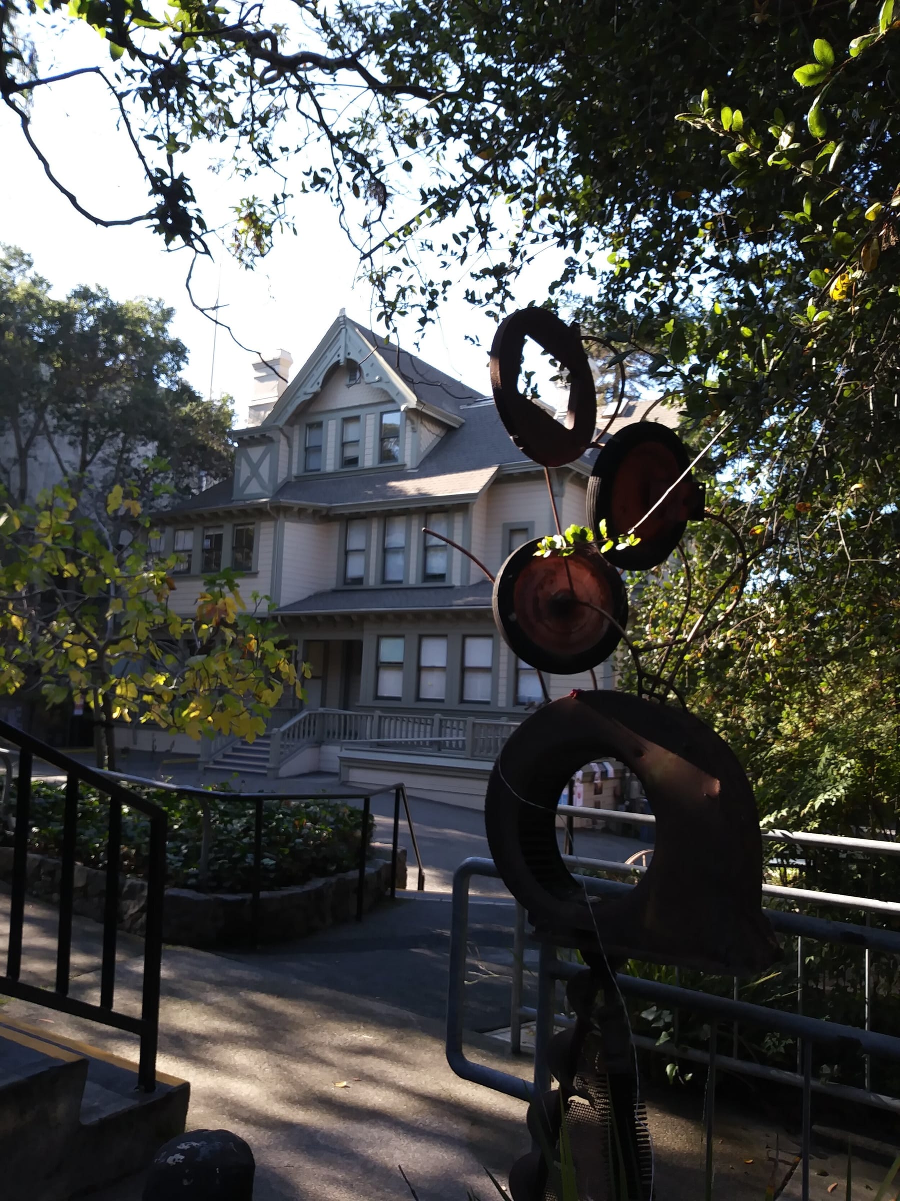 Macky Hall and sculpture on the historic CCA Oakland campus.